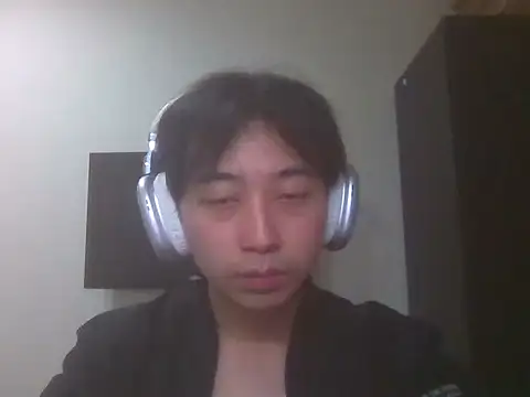 Snapshot of AJIJI1010 chatting on December 22, 2025, 6:52 pm AJIJI1010 online show from December 22, 2025, 6:52 pm