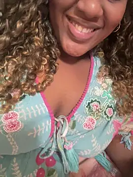 amorasecy online show from July 27, 2026, 2:24 pm