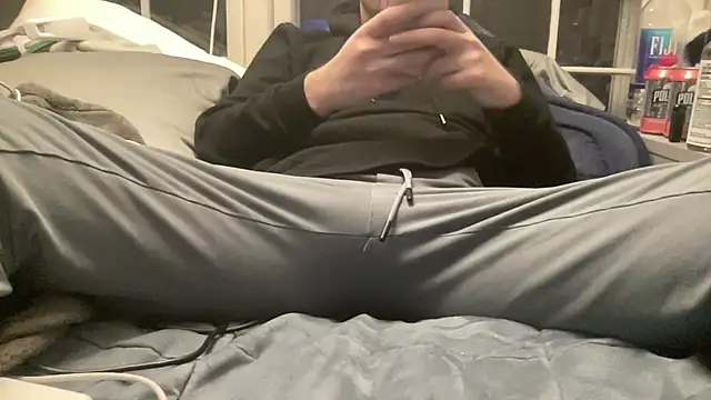 littledrew11 online show from February 23, 2026, 2:57 am