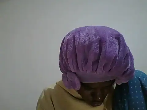 Sexxy paid online show from February 17, 2026, 5:05 am