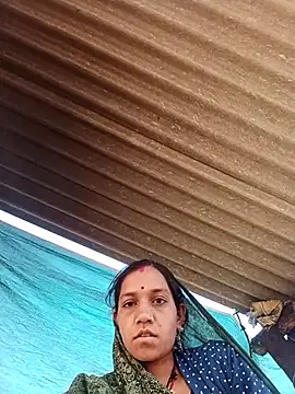 Karishma singh online show from March 8, 2026, 2:04 am