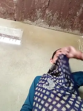 Karishma singh online show from April 9, 2026, 8:53 am