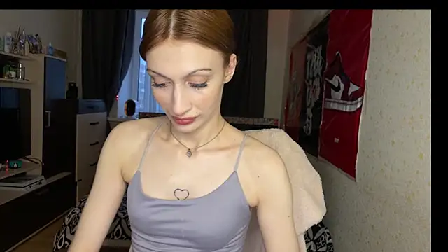 Amalia Draki online show from April 21, 2026, 4:02 pm