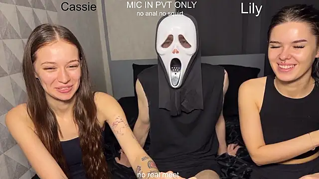 girls secrets online show from February 17, 2026, 11:29 am