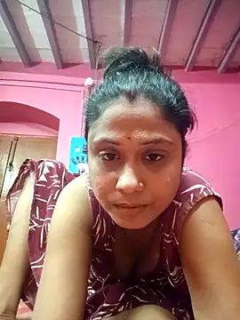 Hooghlypinkivabi online show from February 15, 2026, 2:05 pm