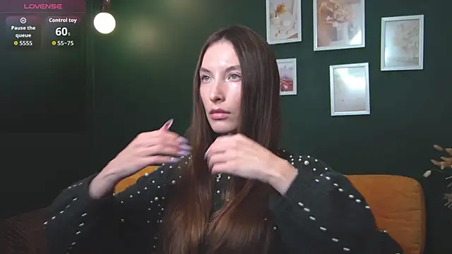 Annet Jones online show from December 22, 2025, 2:06 pm