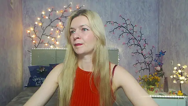 Snapshot of MelissaTyler chatting on April 21, 2026, 11:50 am MelissaTyler online show from April 21, 2026, 11:50 am