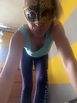 SexyMamiVee online show from April 19, 2026, 12:17 pm