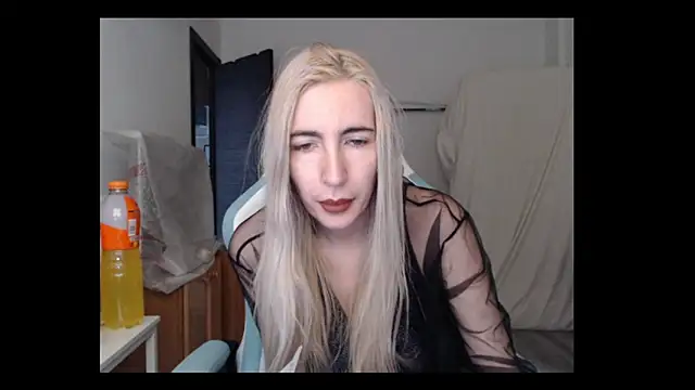 BarbieBlondieGirl online show from March 6, 2026, 4:57 pm