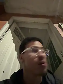 Latin Paisa Boy online show from April 14, 2026, 4:28 am