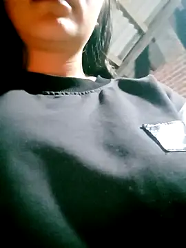 DIANAKUTE online show from February 15, 2026, 11:36 pm