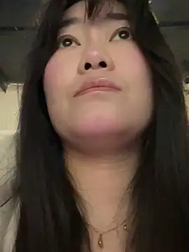 Molly-xiao online show from January 16, 2026, 10:30 am