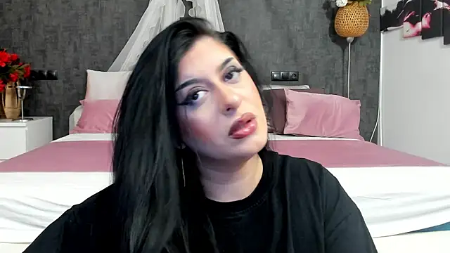 NayaNoirX online show from January 10, 2026, 8:04 pm