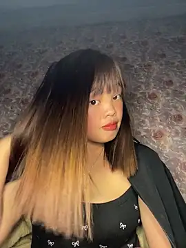 Wendy-2 online show from February 8, 2026, 3:43 pm