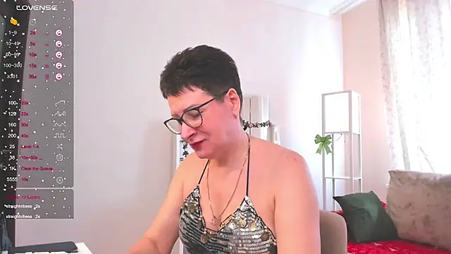 JennyMons online show from April 18, 2026, 8:16 am