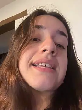 Snapshot of lele202526 chatting on April 2, 2026, 2:46 pm lele202526 online show from April 2, 2026, 2:46 pm