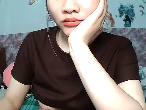 hana ssexy online show from May 13, 2026, 4:36 pm