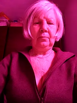 KlaudiaDarling online show from January 8, 2026, 6:41 am