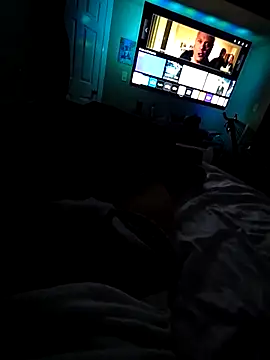 Snapshot of HoofedCylinder chatting on March 19, 2026, 6:13 am HoofedCylinder online show from March 19, 2026, 6:13 am