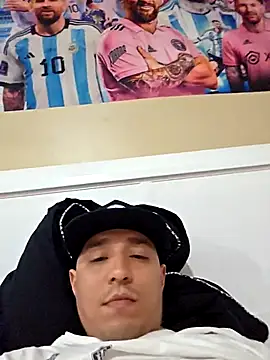 Snapshot of HoofedCylinder chatting on March 22, 2026, 5:00 am HoofedCylinder online show from March 22, 2026, 5:00 am