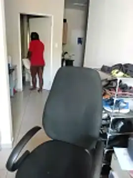 Bra-G online show from April 11, 2026, 8:18 am