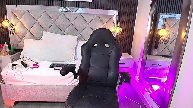 Sara Channel01 online show from February 9, 2026, 11:30 am