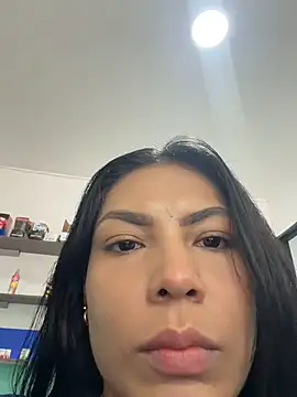 Sarah Hinata online show from January 13, 2026, 1:37 pm