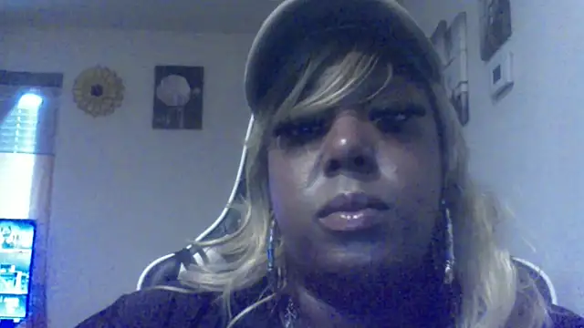 Babyboo3620 online show from May 22, 2026, 9:35 pm