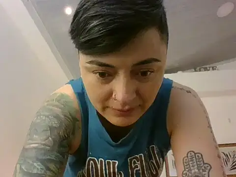 kat paradise online show from February 26, 2026, 11:32 am