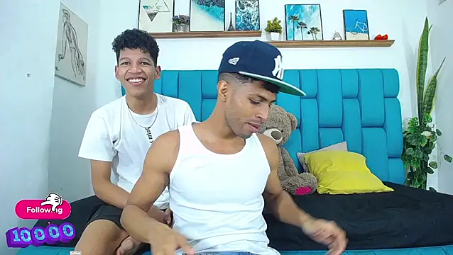 Interracial Snow Bunny online show from April 21, 2026, 1:42 am