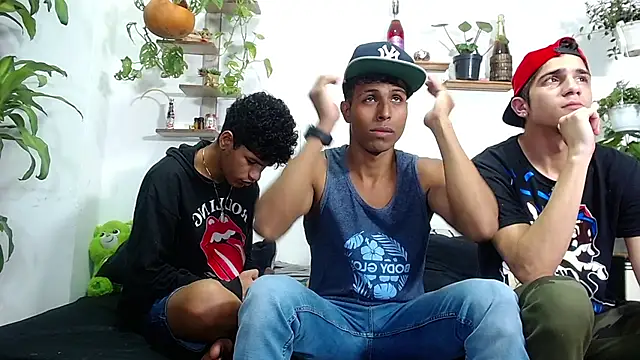 Interracial Snow Bunny online show from March 7, 2026, 11:10 pm