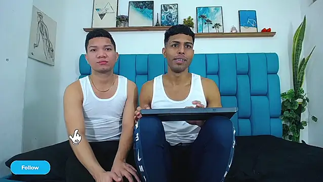 Interracial Snow Bunny online show from April 19, 2026, 5:14 pm