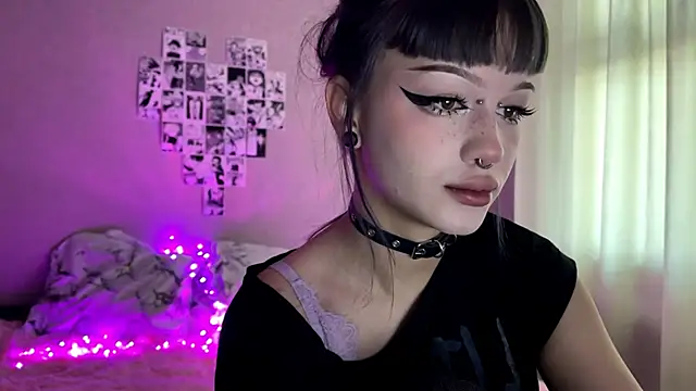 dieonisiaaaa online show from January 16, 2026, 6:50 am