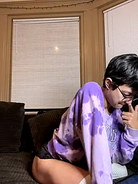 Snapshot of FaiiryArii chatting on January 8, 2026, 7:14 am FaiiryArii online show from January 8, 2026, 7:14 am