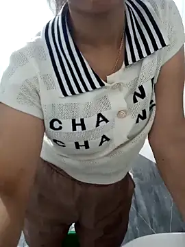 congchua977 online show from April 13, 2026, 6:28 am