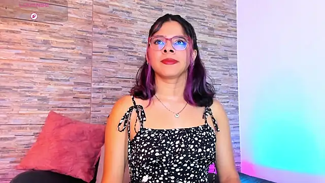 Snapshot of nath_redrex chatting on June 1, 2026, 12:33 am nath redrex online show from June 1, 2026, 12:33 am