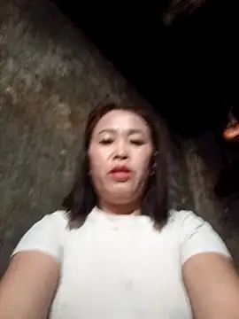 dakota-kis online show from March 22, 2026, 11:39 pm