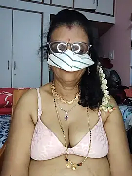 Snapshot of Maya_kannada chatting on June 15, 2026, 8:52 pm Maya kannada online show from June 15, 2026, 8:52 pm