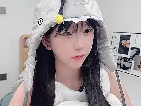 lnua-lnua online show from January 13, 2026, 2:15 am