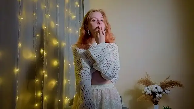 RennaHettes online show from April 12, 2026, 1:09 am