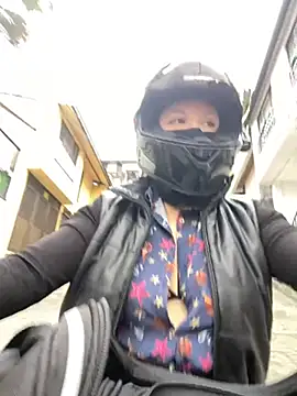 Snapshot of Scarlet_auraa chatting on January 13, 2026, 8:57 pm Scarlet auraa online show from January 13, 2026, 8:57 pm