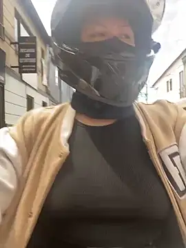 Snapshot of Scarlet_auraa chatting on February 26, 2026, 6:19 pm Scarlet auraa online show from February 26, 2026, 6:19 pm