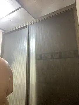 Scarlet auraa online show from April 9, 2026, 7:42 pm