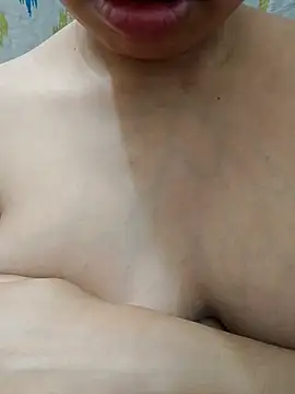 himu30283 online show from February 20, 2026, 5:48 pm