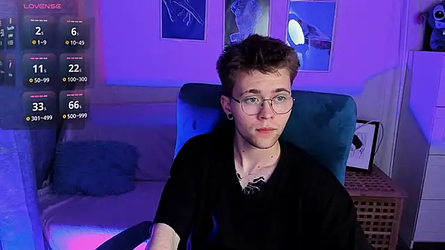 Snapshot of Tomas_Norton chatting on June 19, 2026, 8:36 pm Tomas Norton online show from June 19, 2026, 8:36 pm