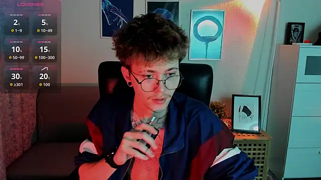 Snapshot of Tomas_Norton chatting on April 3, 2026, 8:37 pm Tomas Norton online show from April 3, 2026, 8:37 pm