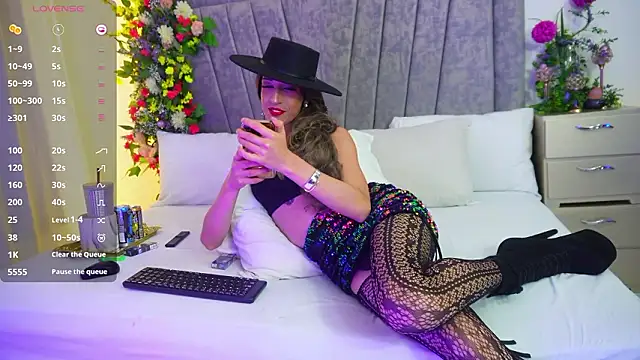 xkassandraxx online show from January 17, 2026, 5:33 am