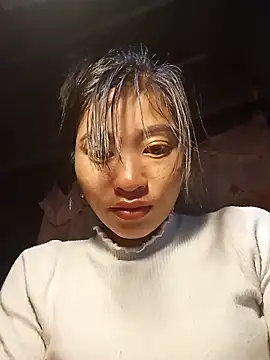 Hiniyk2 online show from February 2, 2026, 2:27 pm