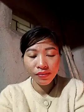 Hiniyk2 online show from March 12, 2026, 11:53 pm