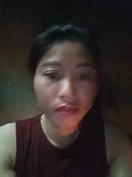 Snapshot of Hiniyk2 chatting on June 9, 2026, 10:44 pm Hiniyk2 online show from June 9, 2026, 10:44 pm
